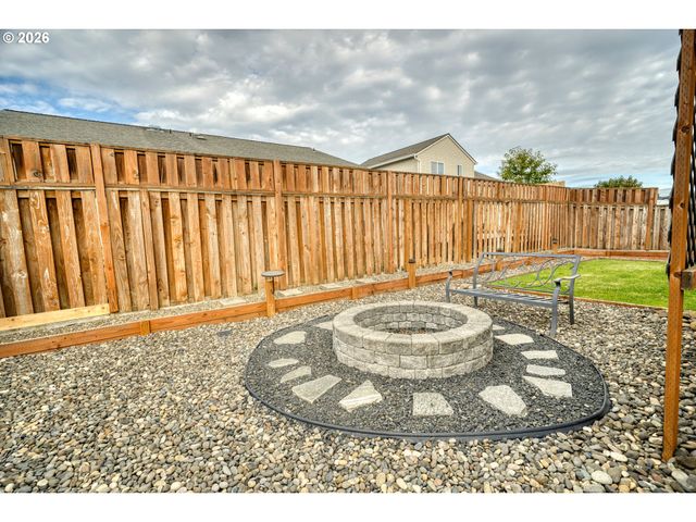51673 Se 5TH St, Scappoose, OR 97056