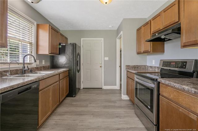 111 Sage Creek Drive, Raeford, NC 28376
