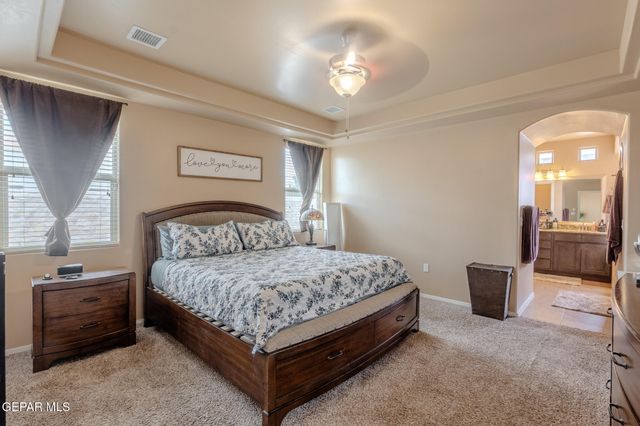 12435 Knightsbridge Drive, Horizon City, TX 79928