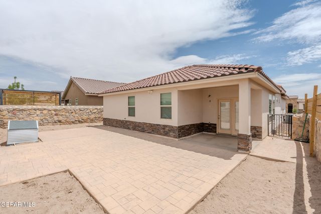 12435 Knightsbridge Drive, Horizon City, TX 79928