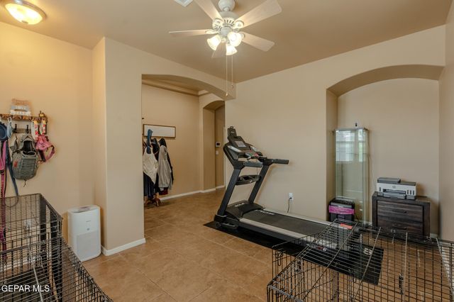 12435 Knightsbridge Drive, Horizon City, TX 79928