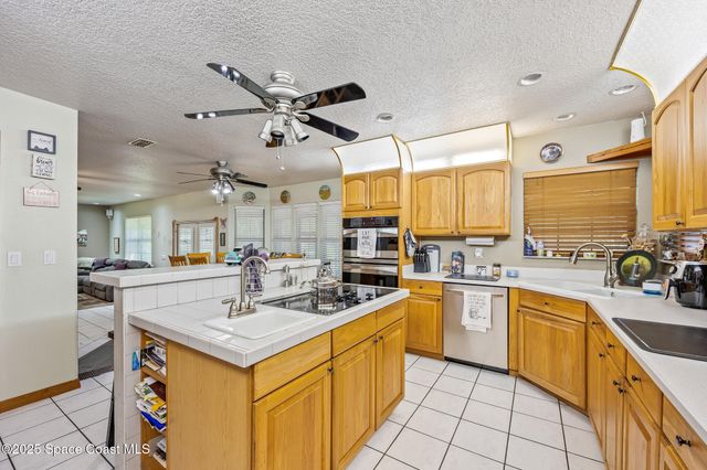 5425 James Lane, Mims, FL 32754