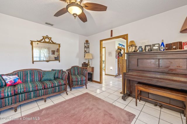 5425 James Lane, Mims, FL 32754