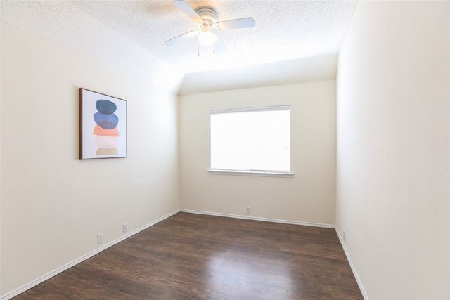 206 Howley Court, Irving, TX 75063