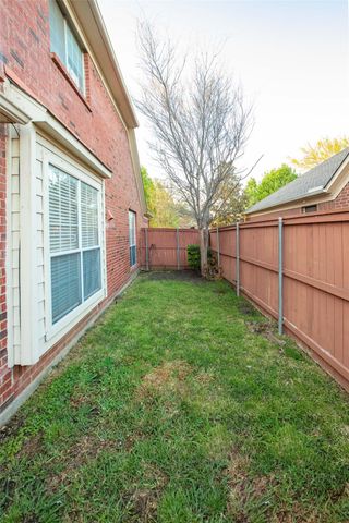206 Howley Court, Irving, TX 75063