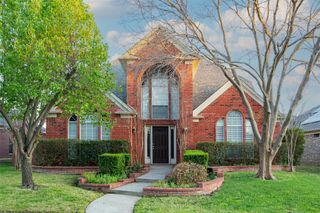 206 Howley Court, Irving, TX 75063