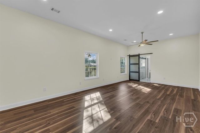 801 W 50th Street, Savannah, GA 31405