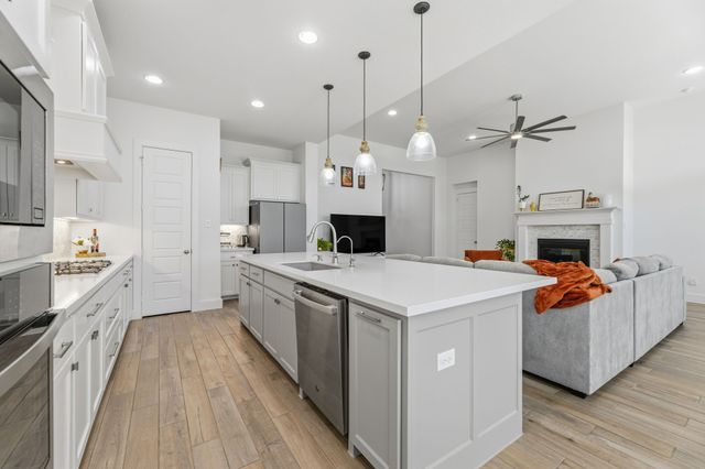 1601 Cygnet Court, Van Alstyne, TX 75495