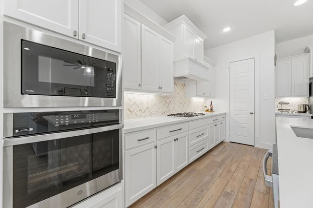 1601 Cygnet Court, Van Alstyne, TX 75495