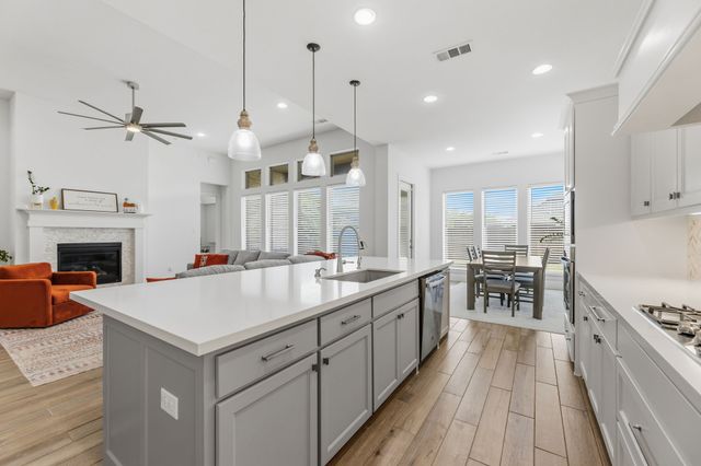 1601 Cygnet Court, Van Alstyne, TX 75495