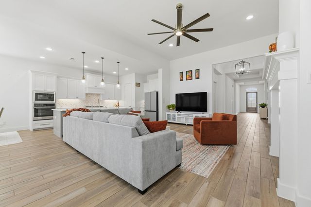 1601 Cygnet Court, Van Alstyne, TX 75495