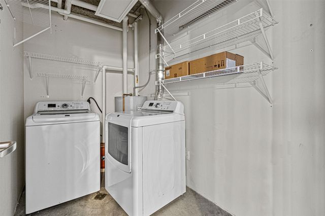 221 E College Street 708, Iowa City, IA 52240