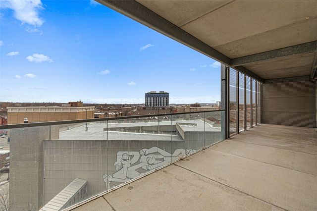 221 E College Street 708, Iowa City, IA 52240