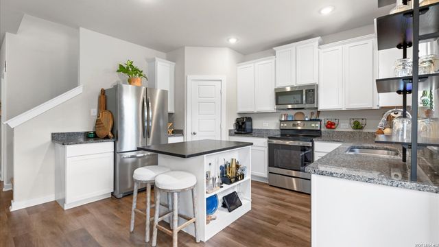 1994 RESERVE WAY, New Braunfels, TX 78130