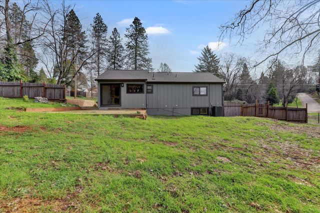 10149 East Dr, Grass Valley, CA 95945