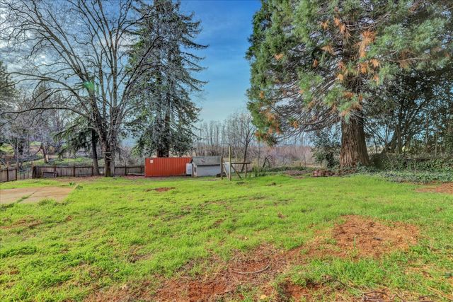 10149 East Dr, Grass Valley, CA 95945