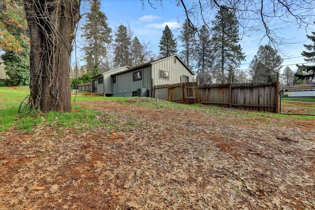 10149 East Dr, Grass Valley, CA 95945
