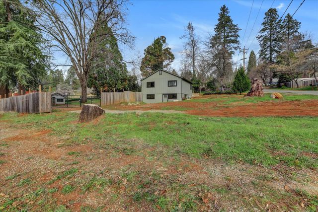10149 East Dr, Grass Valley, CA 95945