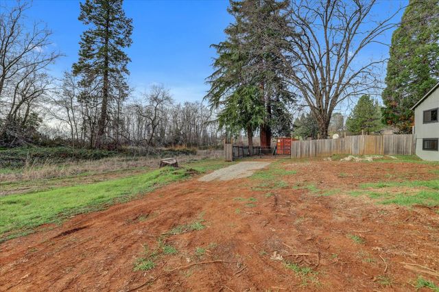 10149 East Dr, Grass Valley, CA 95945