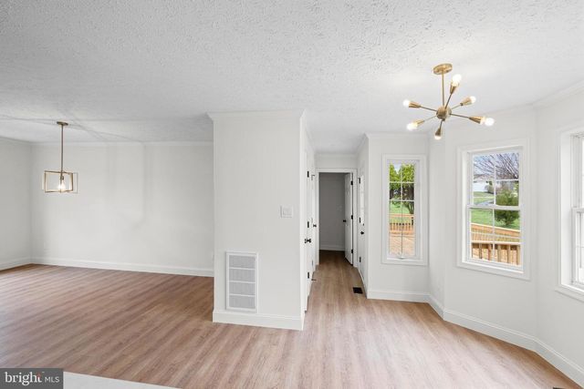 1018 MEADOW GLEN RD, Middle River, MD 21220
