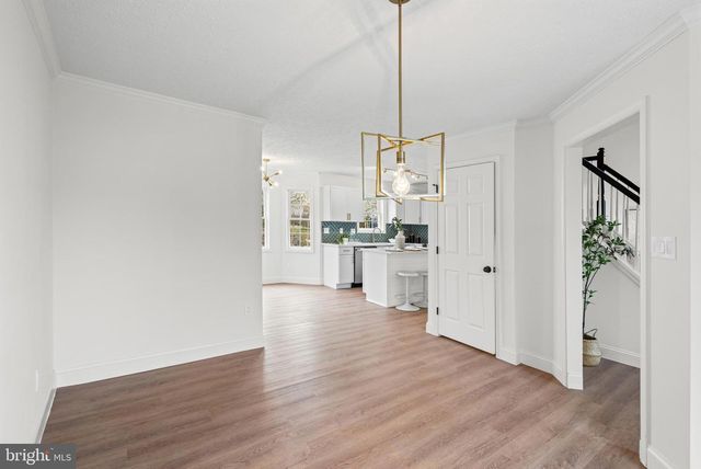 1018 MEADOW GLEN RD, Middle River, MD 21220