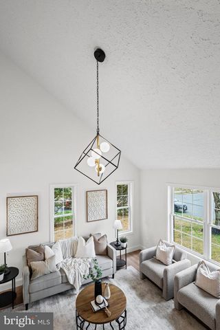 1018 MEADOW GLEN RD, Middle River, MD 21220