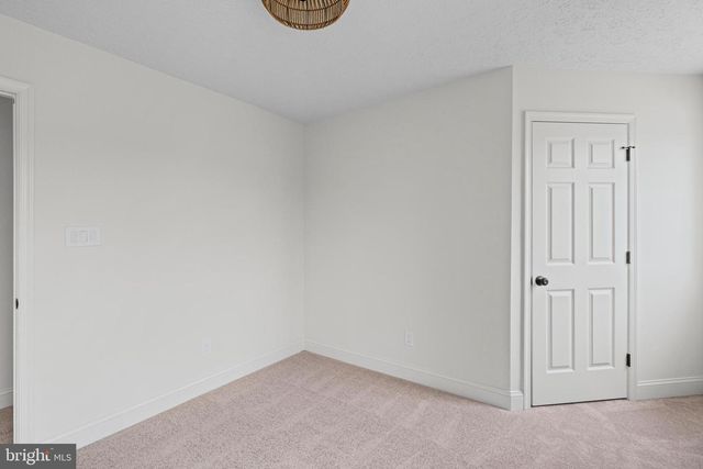 1018 MEADOW GLEN RD, Middle River, MD 21220