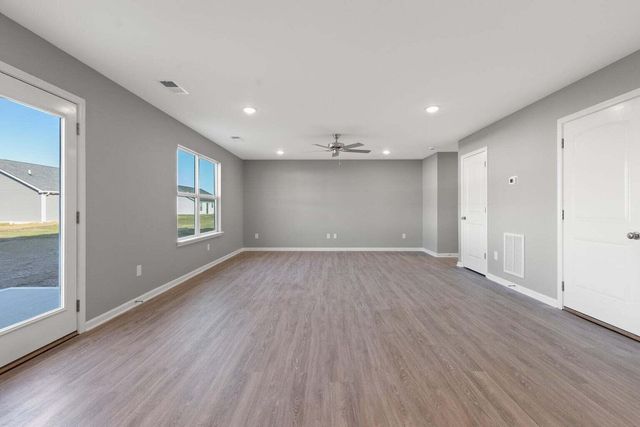 107 Savannah Lane, Georgetown, KY 40324
