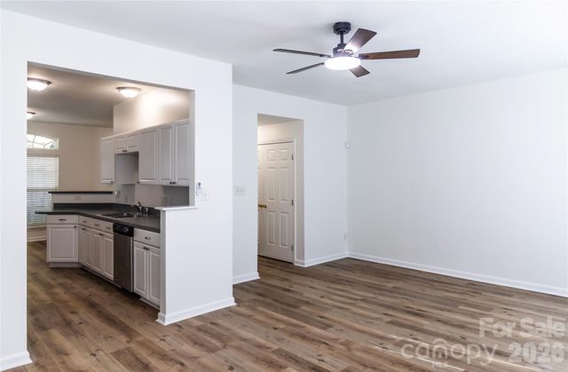 8224 Shinkansen Drive, Charlotte, NC 28213