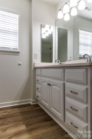 8224 Shinkansen Drive, Charlotte, NC 28213