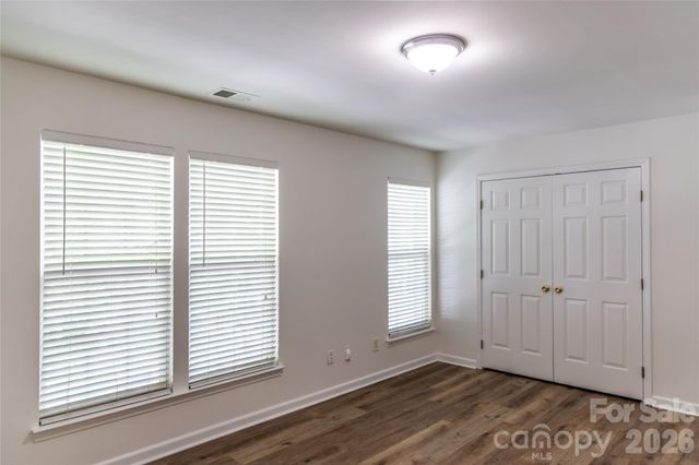 8224 Shinkansen Drive, Charlotte, NC 28213