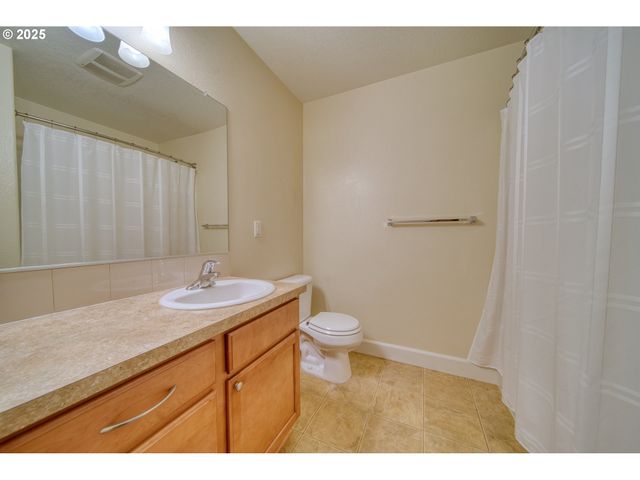 52036 Se ICENOGLE Loop, Scappoose, OR 97056