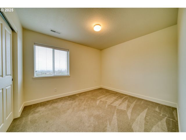 52036 Se ICENOGLE Loop, Scappoose, OR 97056