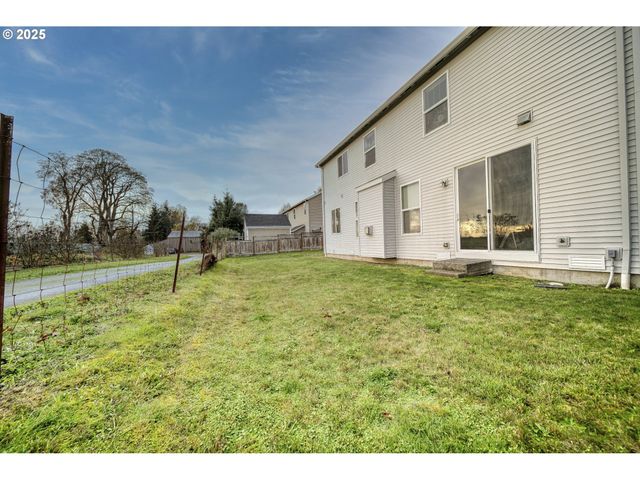 52036 Se ICENOGLE Loop, Scappoose, OR 97056