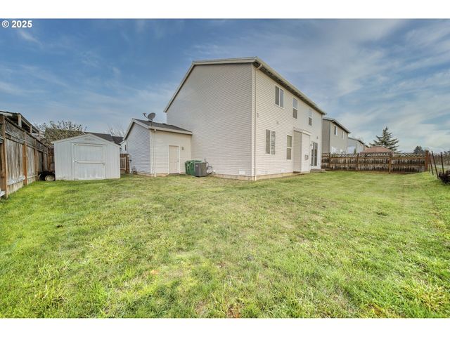 52036 Se ICENOGLE Loop, Scappoose, OR 97056
