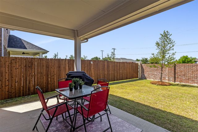 1116 Redcoat Drive, Forney, TX 75126