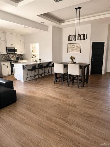 3117 E Iverson Avenue, Edinburg, TX 78542