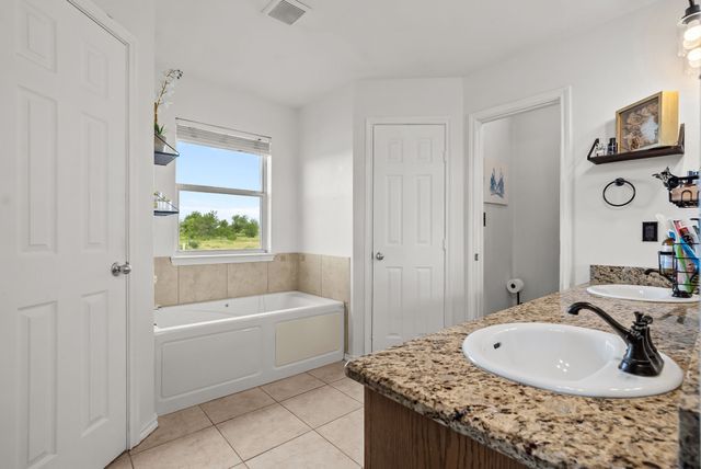 115 Blue Castle Court, Weatherford, TX 76088