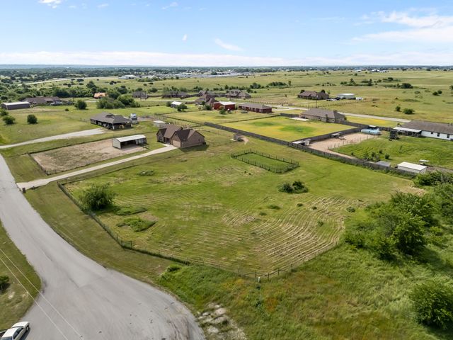 115 Blue Castle Court, Weatherford, TX 76088