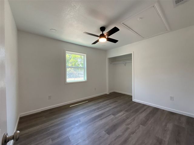 211 Ramsey Street, Cedar Hill, TX 75104