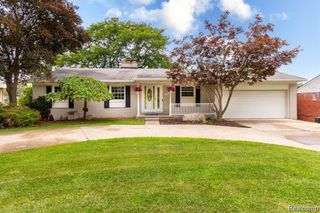 21918 Knudsen Drive, Grosse Ile Township, MI 48138