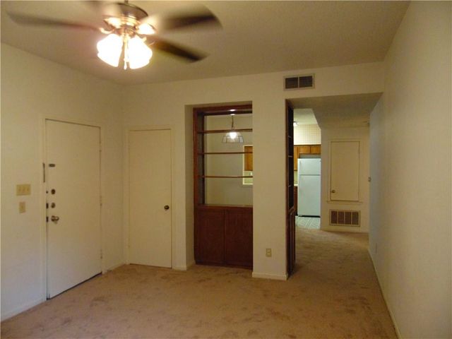 3115 Tom Green ST 307, Austin, TX 78705
