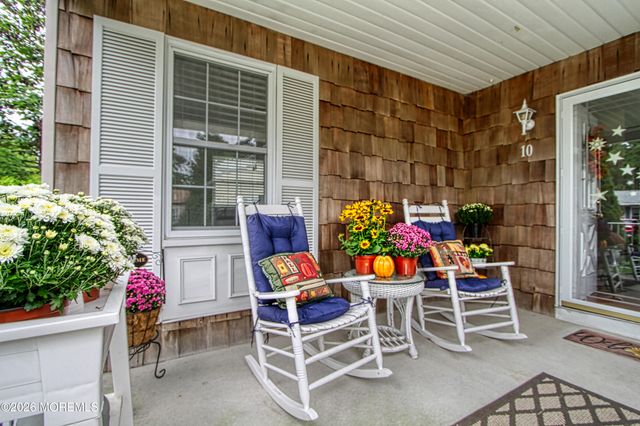 10 Milford Avenue 52, Whiting, NJ 08759