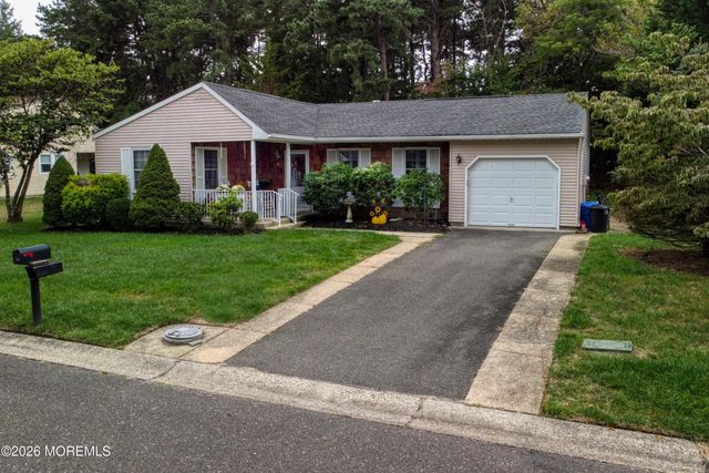 10 Milford Avenue 52, Whiting, NJ 08759