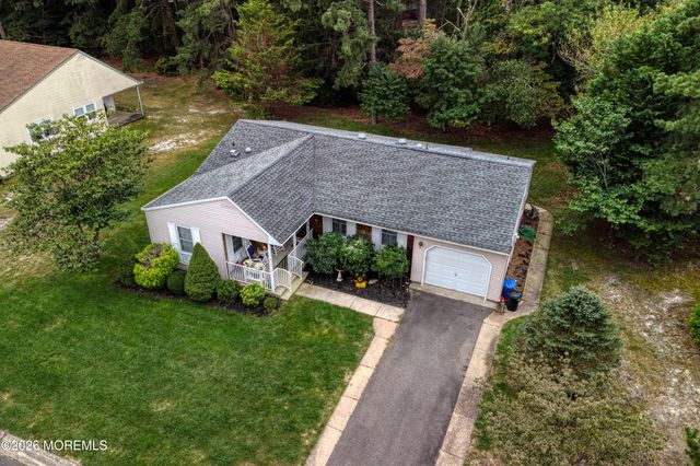 10 Milford Avenue 52, Whiting, NJ 08759