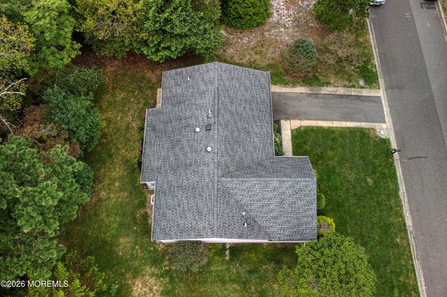 10 Milford Avenue 52, Whiting, NJ 08759