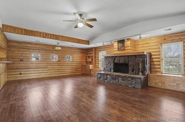 3005 S Ash Avenue, Broken Arrow, OK 74012