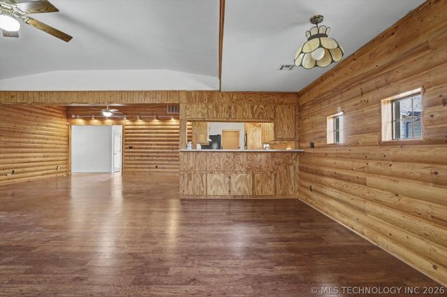 3005 S Ash Avenue, Broken Arrow, OK 74012