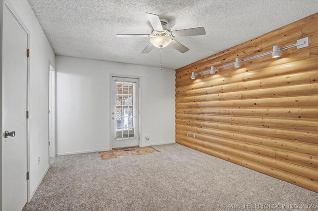 3005 S Ash Avenue, Broken Arrow, OK 74012