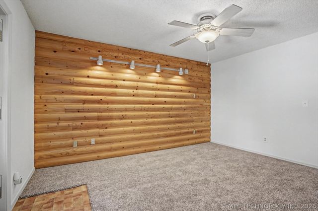 3005 S Ash Avenue, Broken Arrow, OK 74012